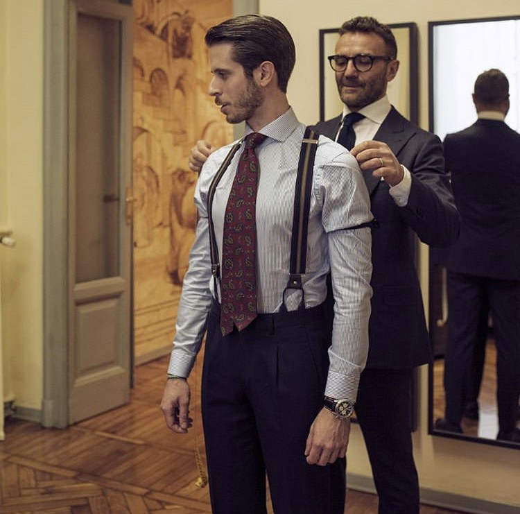Abiti su misura tessuti inglesi milano